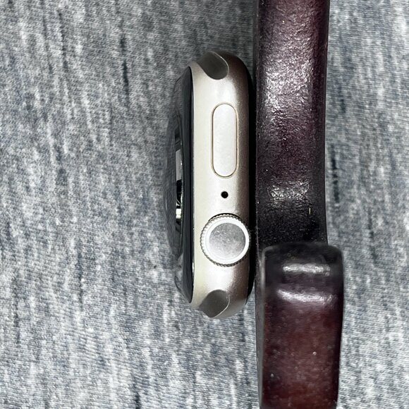 Apple Watch Series 8 41mm Silverlight - Picture 7 of 12